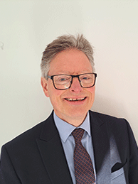 Simon-Green-Coram-James